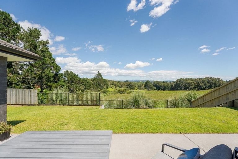 Photo of property in 26 Kirk Lane, Ohauiti, Tauranga, 3112