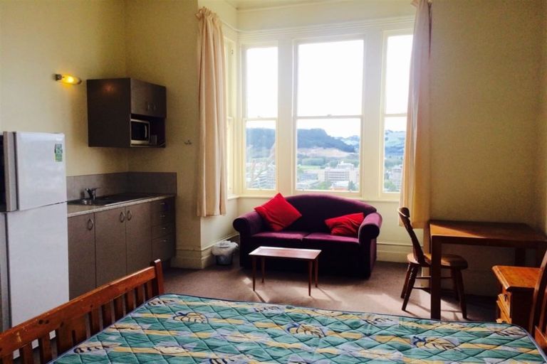 Photo of property in 4 Kyber Pass, North Dunedin, Dunedin, 9016