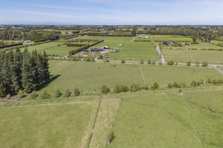 Photo of property in 32 Victoria Street, Oxford, 7430