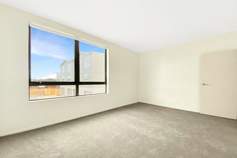 Photo of property in 588d Te Atatu Road, Te Atatu Peninsula, Auckland, 0610
