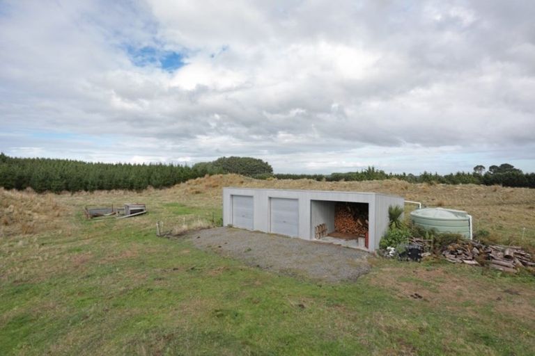 Photo of property in 547 Raumai Road, Bulls, 4894