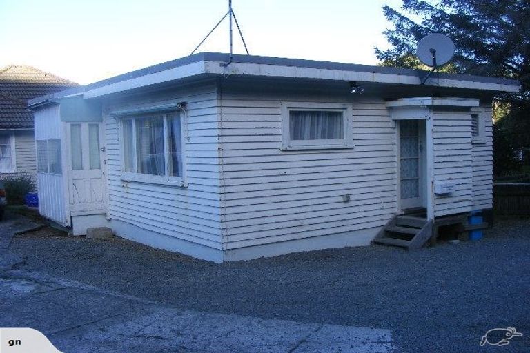 Photo of property in 19 Monowai Road, Johnsonville, Wellington, 6037