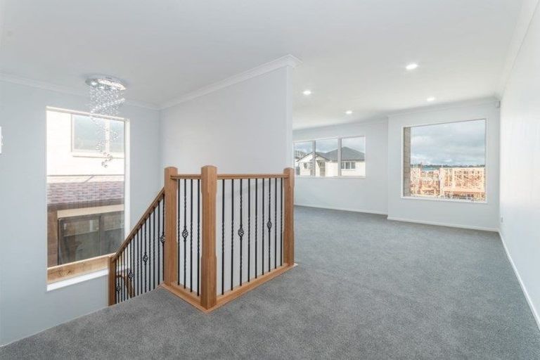 Photo of property in 40 Tinaku Road, Flat Bush, Auckland, 2019