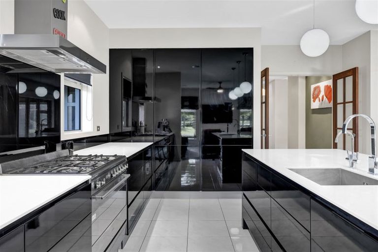 Photo of property in 69 Airport Drive, New Plymouth Airport, New Plymouth, 4373