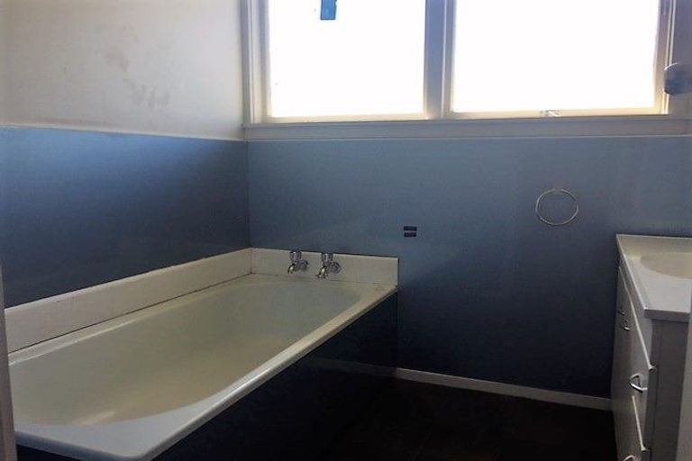 Photo of property in 42 Fern Drive, Halswell, Christchurch, 8025