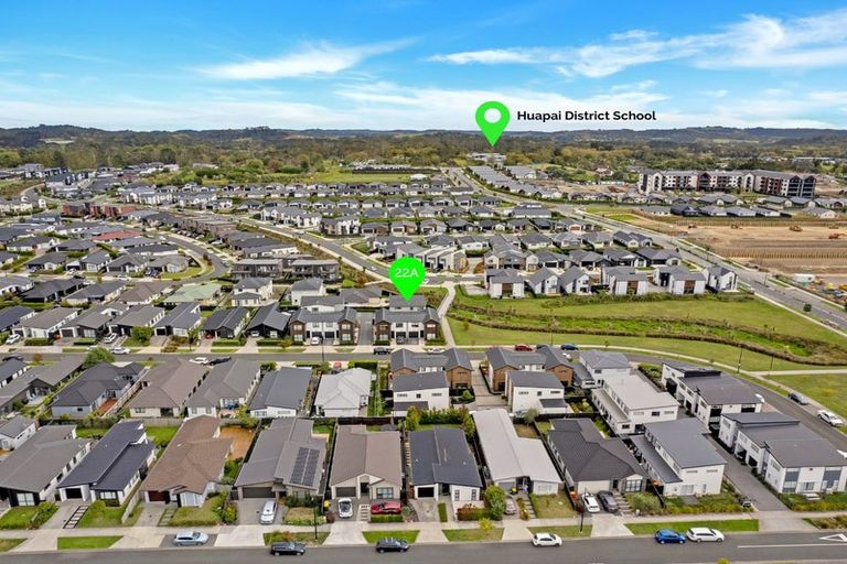 Photo of property in 22a Lumbarda Drive, Kumeu, 0810