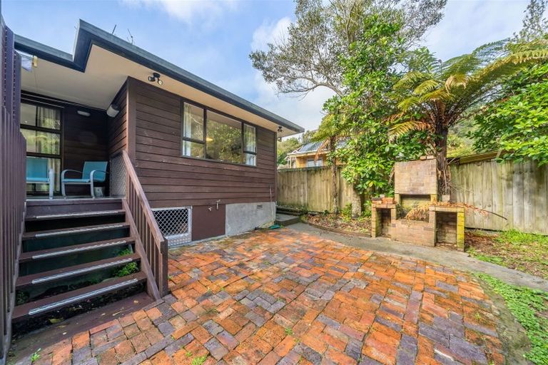 Photo of property in 546a Stokes Valley Road, Stokes Valley, Lower Hutt, 5019