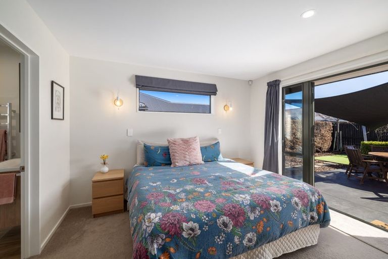 Photo of property in 4 Palmgrove Lane, North New Brighton, Christchurch, 8083