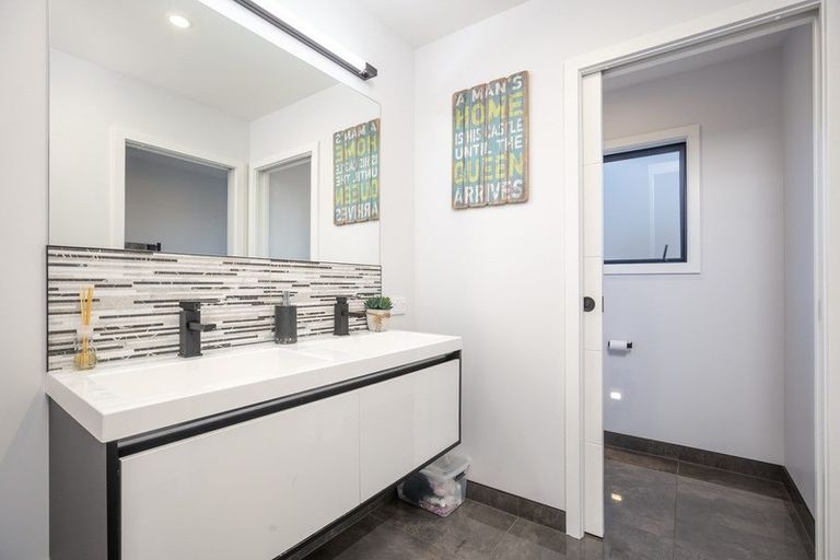 Photo of property in 18 Roger Renall Avenue, Lansdowne, Masterton, 5810