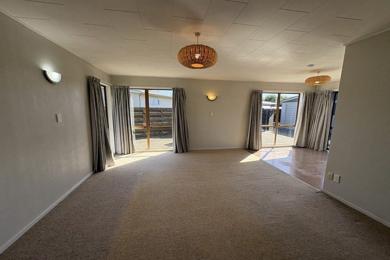 Photo of property in 6 Lomond Place, Tamatea, Napier, 4112