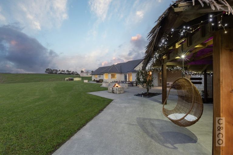 Photo of property in 1242 State Highway 16, Waimauku, 0883