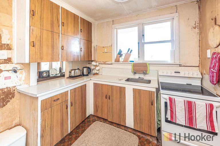 Photo of property in 69 Alma Road, Gonville, Whanganui, 4501