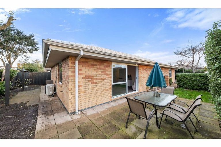 Photo of property in 21 Dampier Street, Woolston, Christchurch, 8023