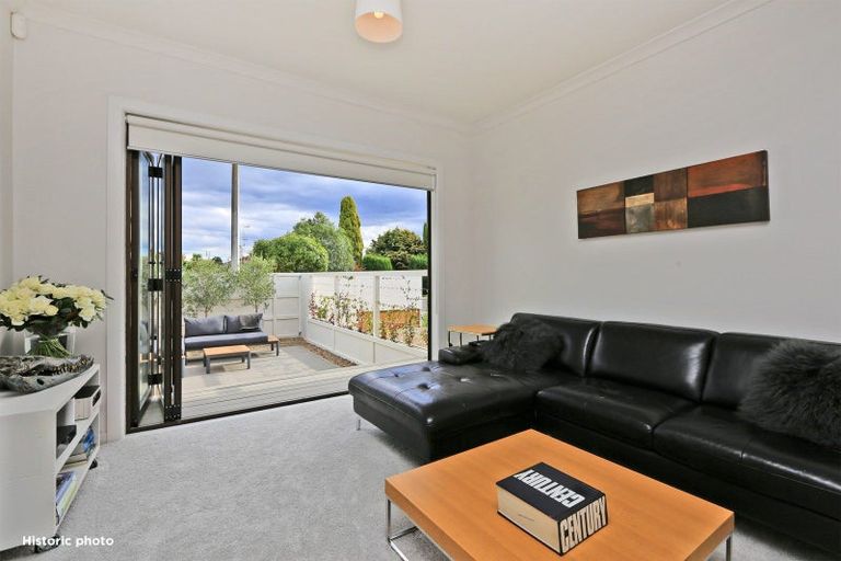 Photo of property in 500 Fenwick Street, Mayfair, Hastings, 4122