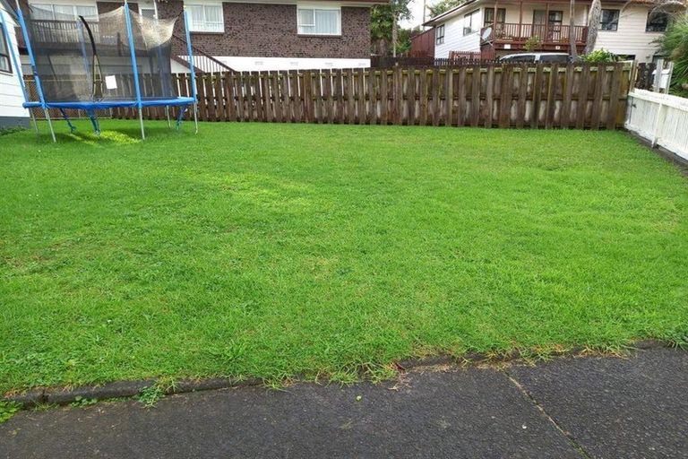 Photo of property in 6 Marco Place, Highland Park, Auckland, 2010