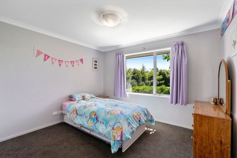 Photo of property in 10b Jozecom Place, Rolleston, 7614