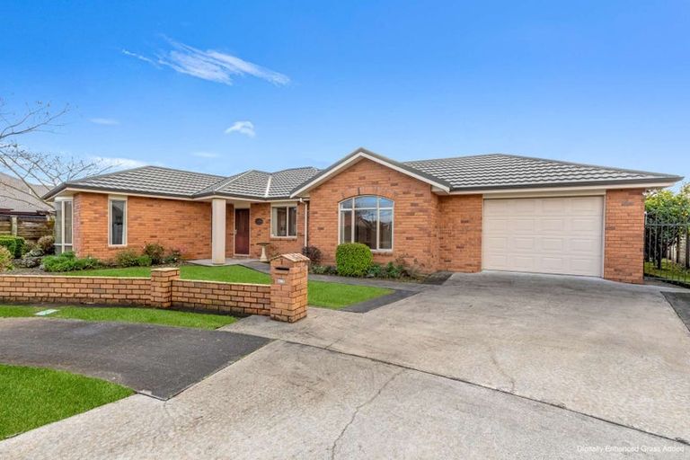 Photo of property in 7 Corfe Castle Lane, Levin, 5510