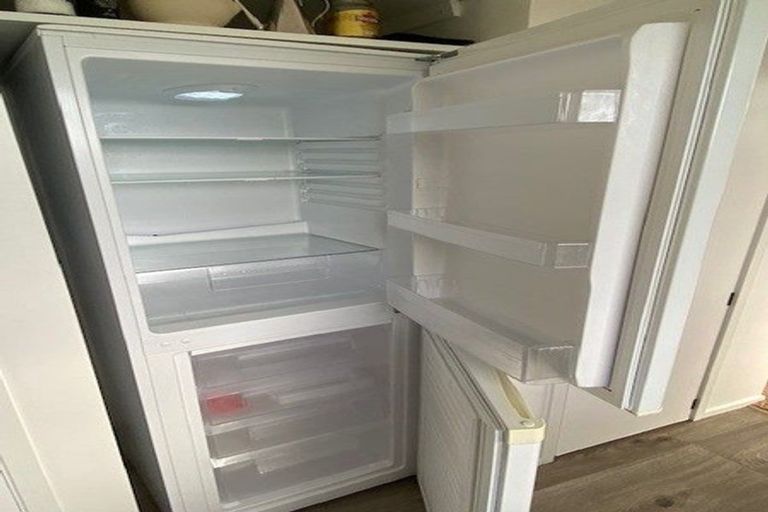 Photo of property in 4a Tui Grove, Elderslea, Upper Hutt, 5018