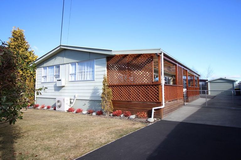 Photo of property in 8 Jollie Road, Twizel, 7901