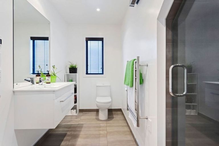 Photo of property in 67 New Brighton Road, Burwood, Christchurch, 8061