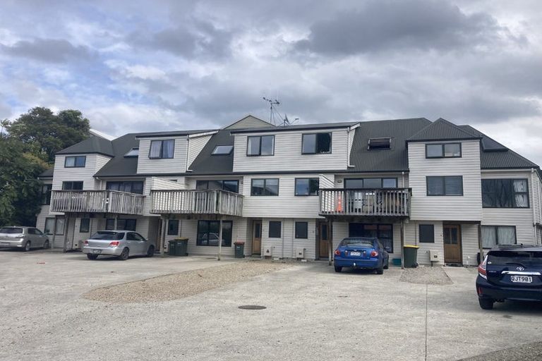 Photo of property in 5c Snead Place, Hamilton East, Hamilton, 3216