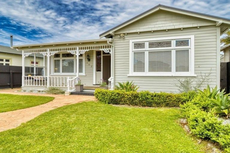 Photo of property in 182 Vigor Brown Street, Napier South, Napier, 4110