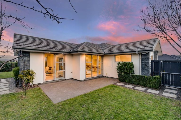 Photo of property in 19 Maka Lane, Halswell, Christchurch, 8025