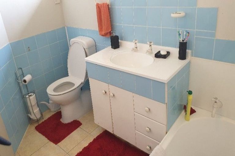 Photo of property in 21 Phoenix Place, Papatoetoe, Auckland, 2025