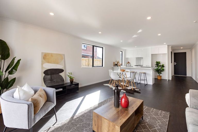 Photo of property in 1/32 Ross Crescent, Fairfield, Hamilton, 3214