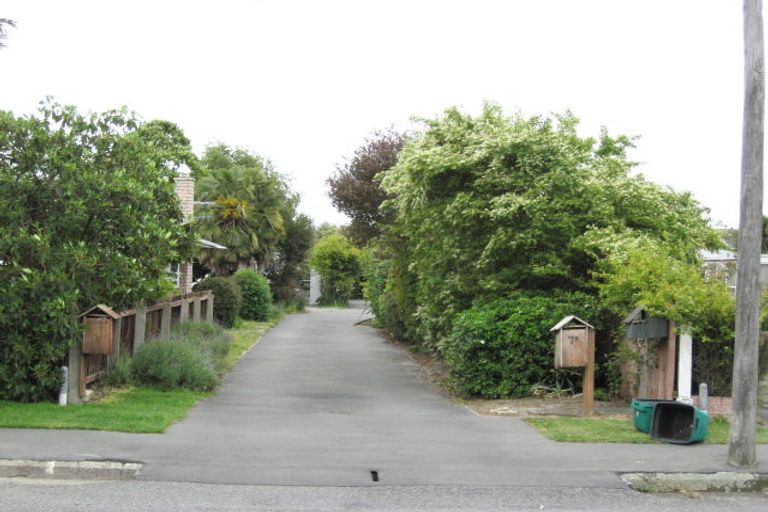 Photo of property in 2/7a Toorak Avenue, Avonhead, Christchurch, 8042