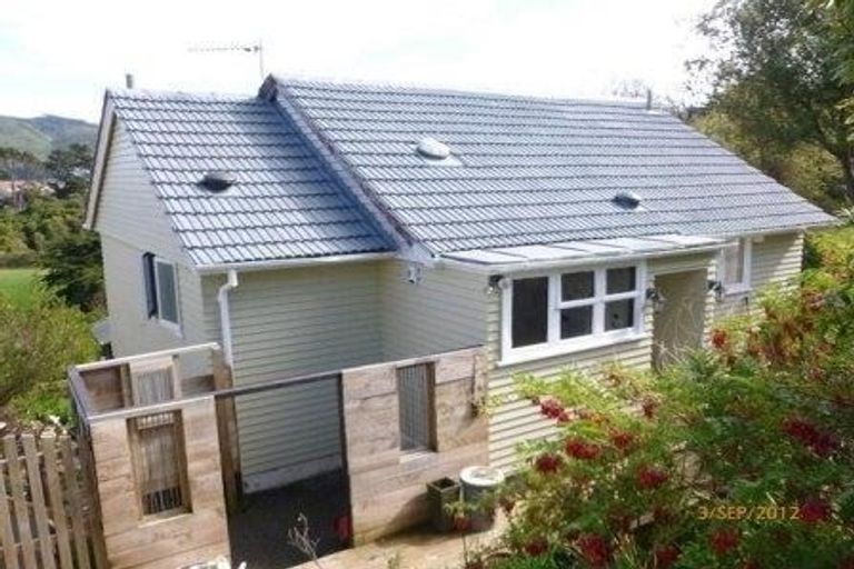 Photo of property in 21 Gloucester Street, Cannons Creek, Porirua, 5024