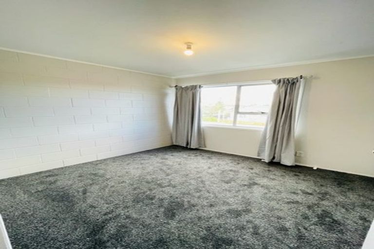 Photo of property in 3/45 Kenderdine Road, Papatoetoe, Auckland, 2025