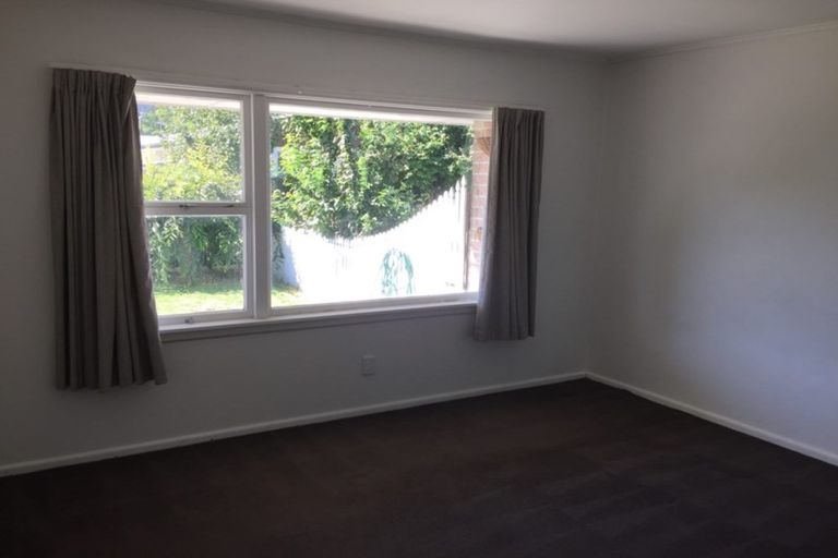 Photo of property in 4/9a Curletts Road, Sockburn, Christchurch, 8042