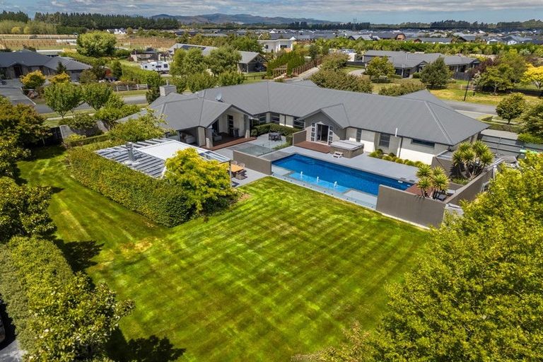 Photo of property in 25 Rossington Drive, West Melton, 7618