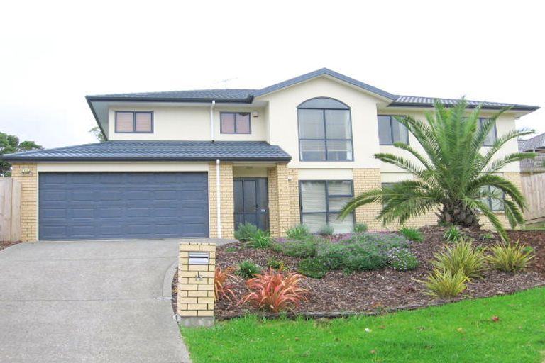Photo of property in 12 Louvain Place, Greenhithe, Auckland, 0632