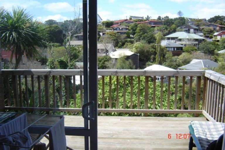 Photo of property in 1/35 Belmont Terrace, Milford, Auckland, 0620
