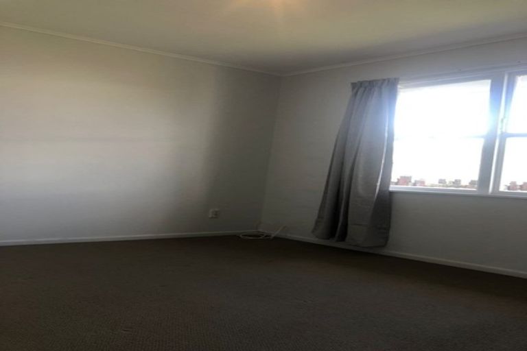 Photo of property in 69b Cardiff Road, Pakuranga, Auckland, 2010