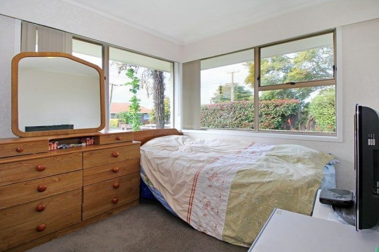 Photo of property in 1/37 Wallace Road, Papatoetoe, Auckland, 2025