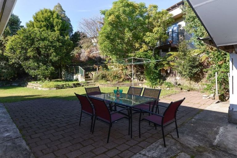 Photo of property in 54 Grand Vue Road, Kawaha Point, Rotorua, 3010