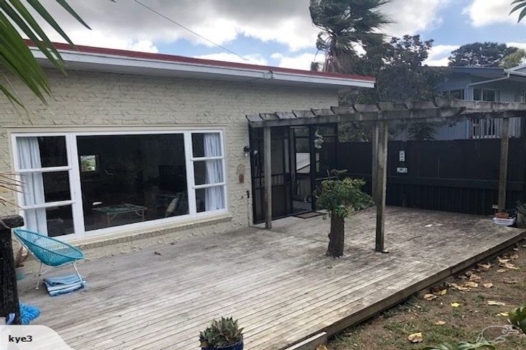 Photo of property in 104 Hibiscus Coast Highway, Red Beach, 0932