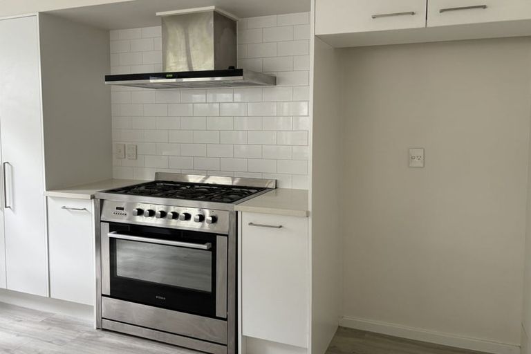 Photo of property in 32a Bleakhouse Road, Howick, Auckland, 2014