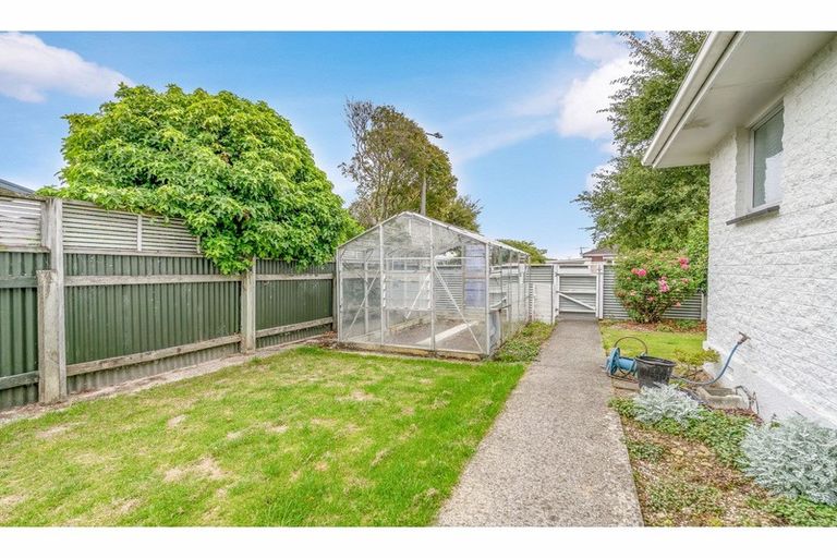 Photo of property in 693 Tay Street, Hawthorndale, Invercargill, 9810