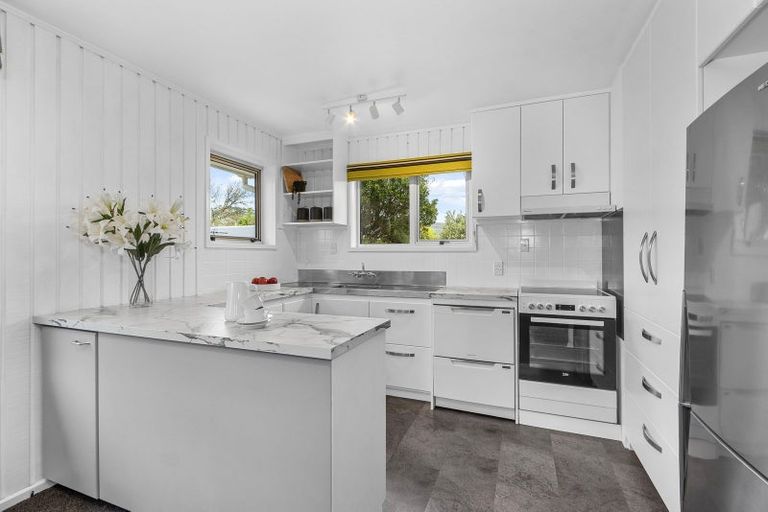 Photo of property in 41 Sandwich Road, Beckenham, Christchurch, 8023