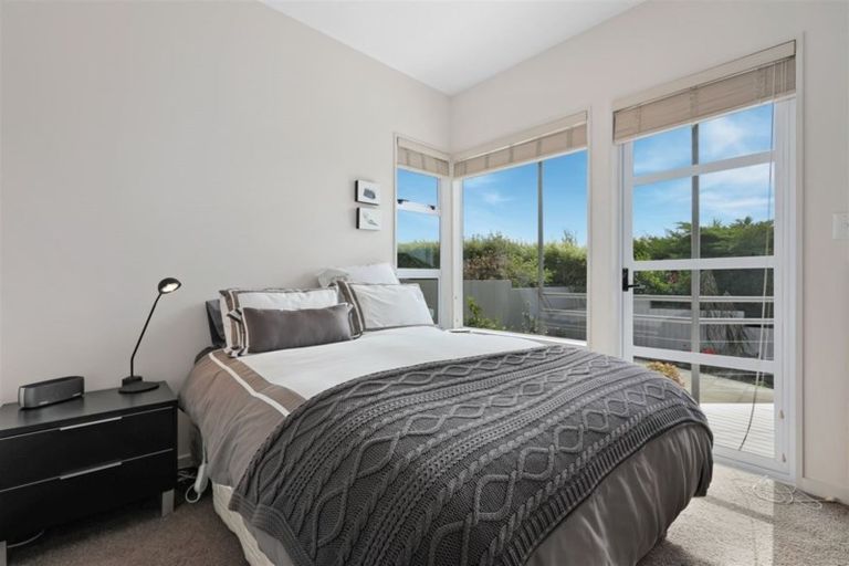 Photo of property in 1/5a Madeley Road, Mount Pleasant, Christchurch, 8081