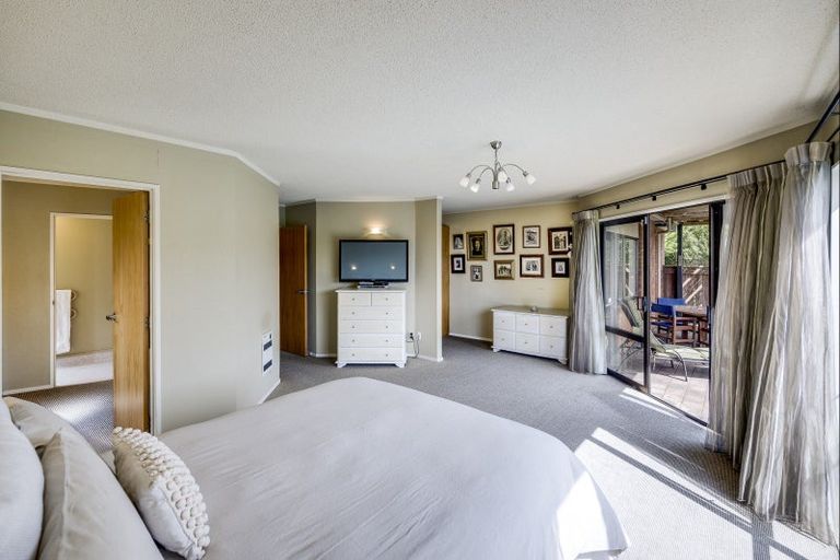 Photo of property in 41 Churchill Drive, Taradale, Napier, 4112