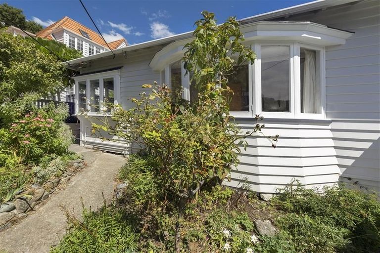 Photo of property in 10 Rimu Road, Kelburn, Wellington, 6012