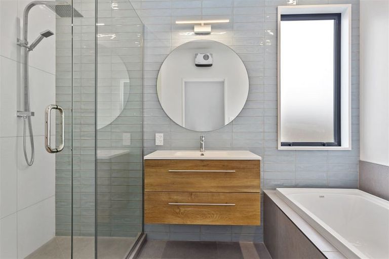 Photo of property in 22 Mcquillan Avenue, Woodend, 7610