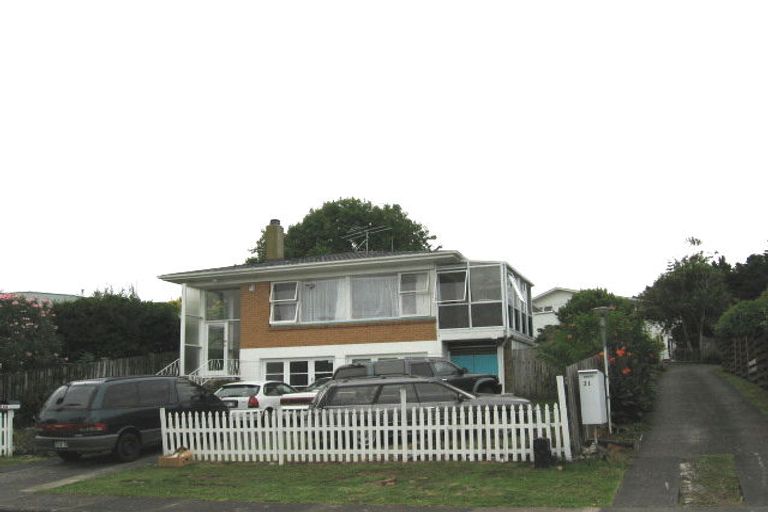 Photo of property in 33 Stanaway Street, Hillcrest, Auckland, 0627