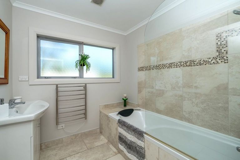 Photo of property in 881a Norfolk Road, Upper Plain, Carterton, 5791