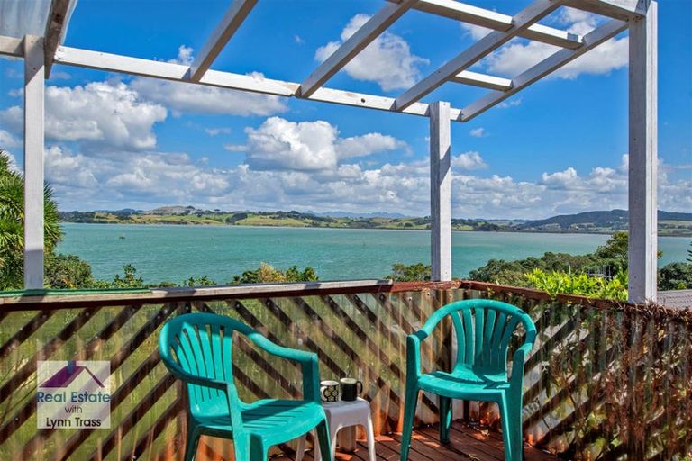 Photo of property in 21 Weir Crescent, Onerahi, Whangarei, 0110